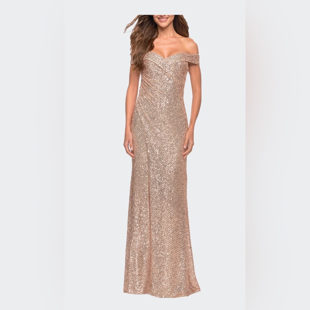 NWOT La Femme Full Length Off the Shoulder Ruched Gold Sequin Gown, size 6